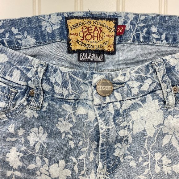 Dear John Women Capri Jeans, Floral Print Size 28 Heavy Denim. - Picture 7 of 12